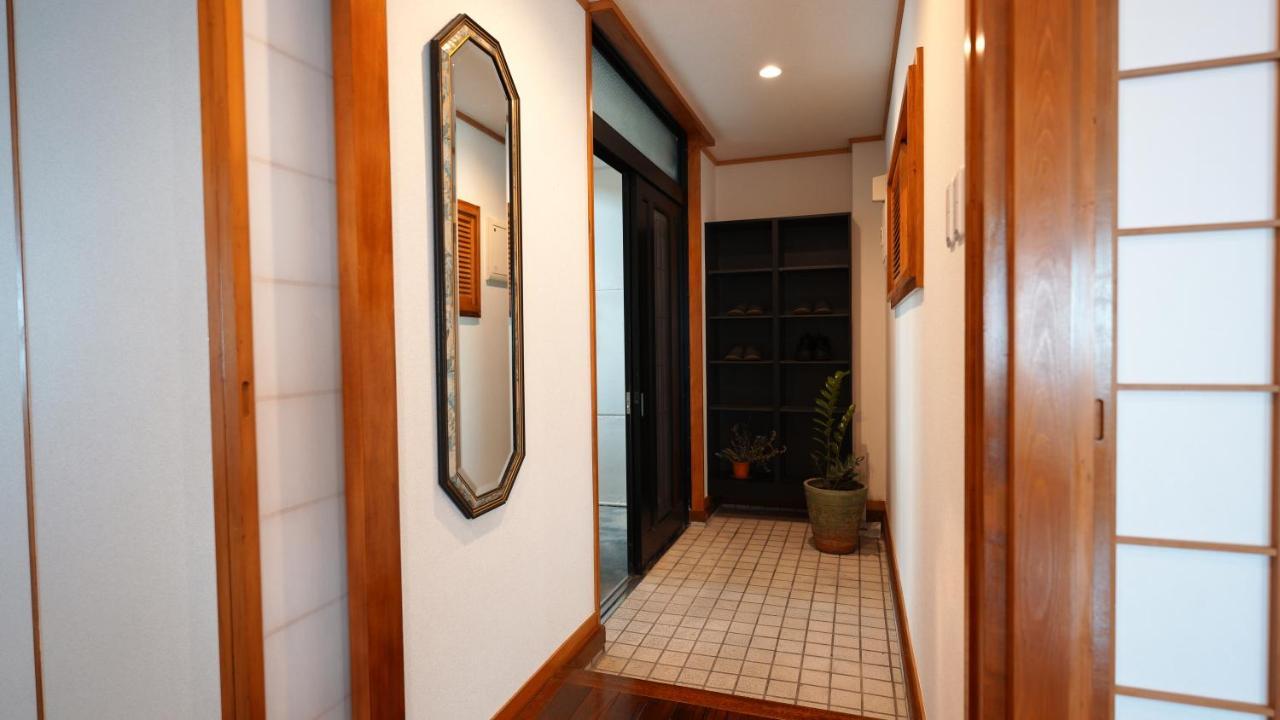 琉球モダン宿りゅうだん Naha Exterior photo